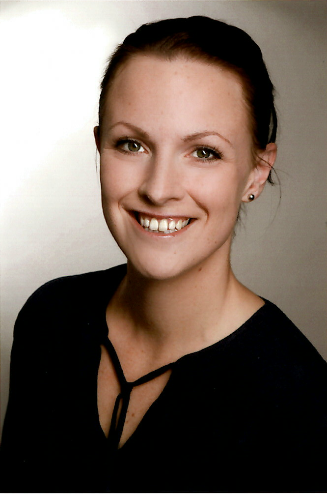 Jana Gäbel.png